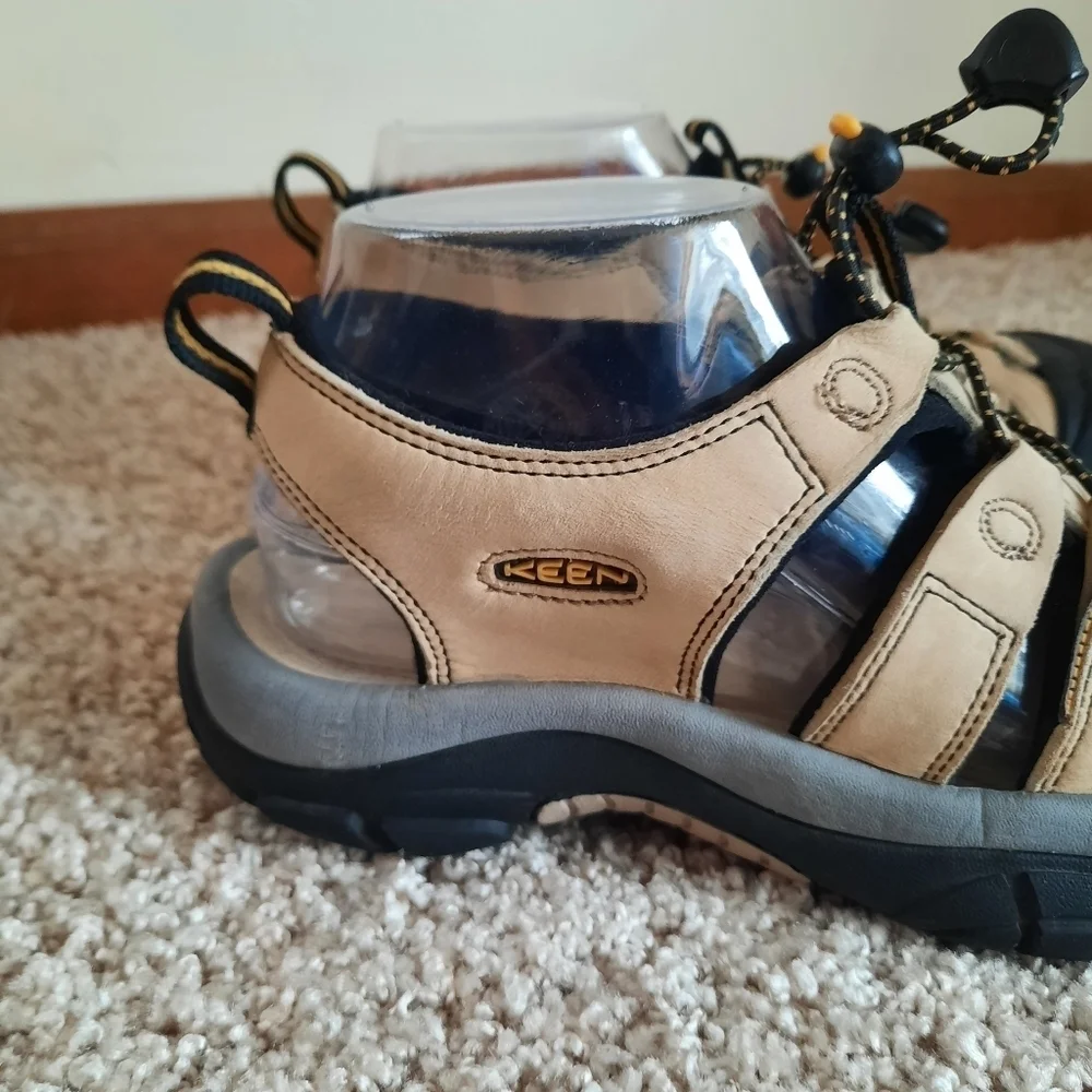 Keen Newport Leather Hiking Sandals Light Tan Pull Cord Slip On Size 7